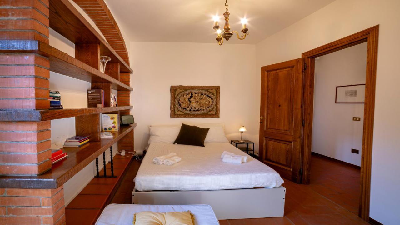 Il Cottage Di Patrizia Лукка Экстерьер фото
