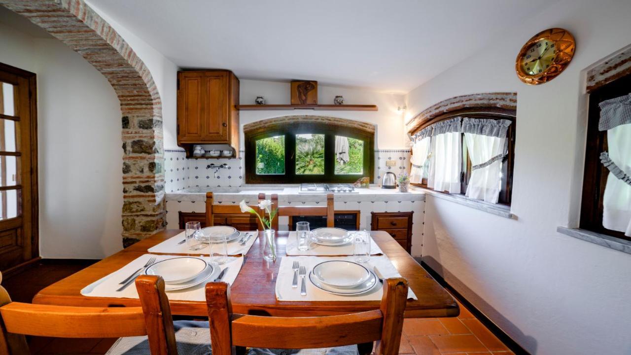 Il Cottage Di Patrizia Лукка Экстерьер фото